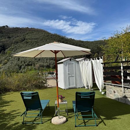 Casa Vacanze La Villetta Tra Cinque Terre E Versilia Ameglia Exterior foto