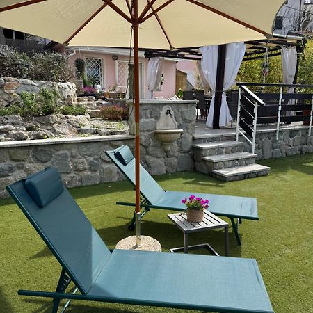 Casa Vacanze La Villetta Tra Cinque Terre E Versilia Ameglia Exterior foto